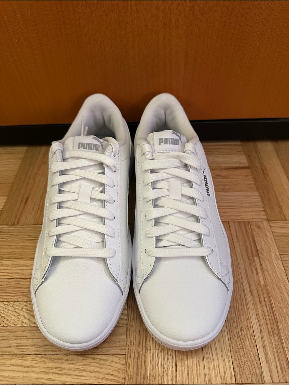 PUMA White Classic Vikky v3 Women’s Leather Sneakers 7.5
